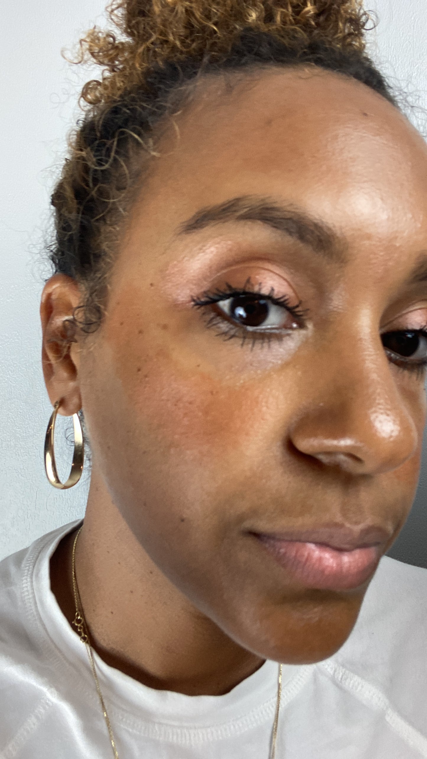Multi-Use Makeup Stick for Lips, Cheeks, & Eyes